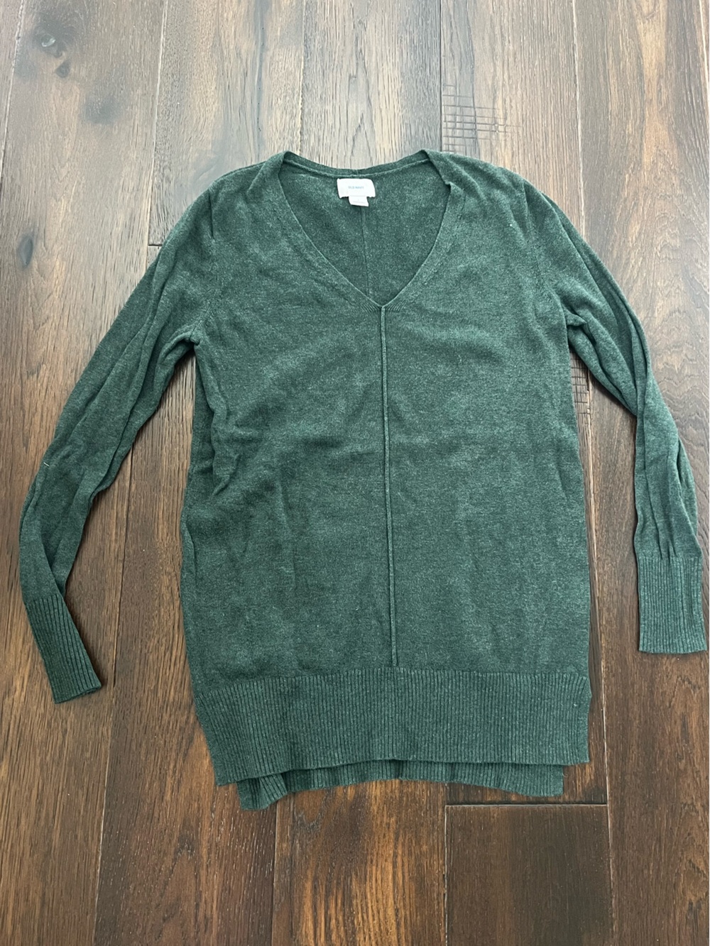 Ribbed V-Neck Lightweight Sweater in Olive Heather